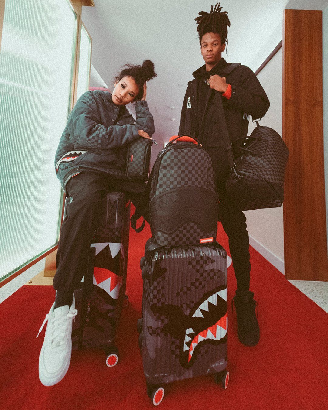 3AM SHARKNAUTICS 22? CARRY-ON LUGGAGE