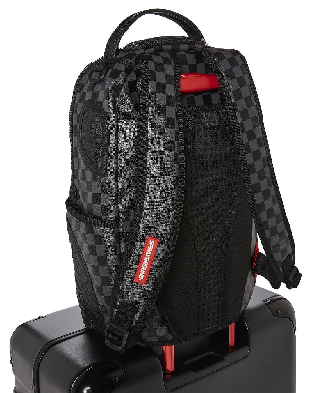 SHARKITECTURE MOLDED 29? FULL-SIZE LUGGAGE
