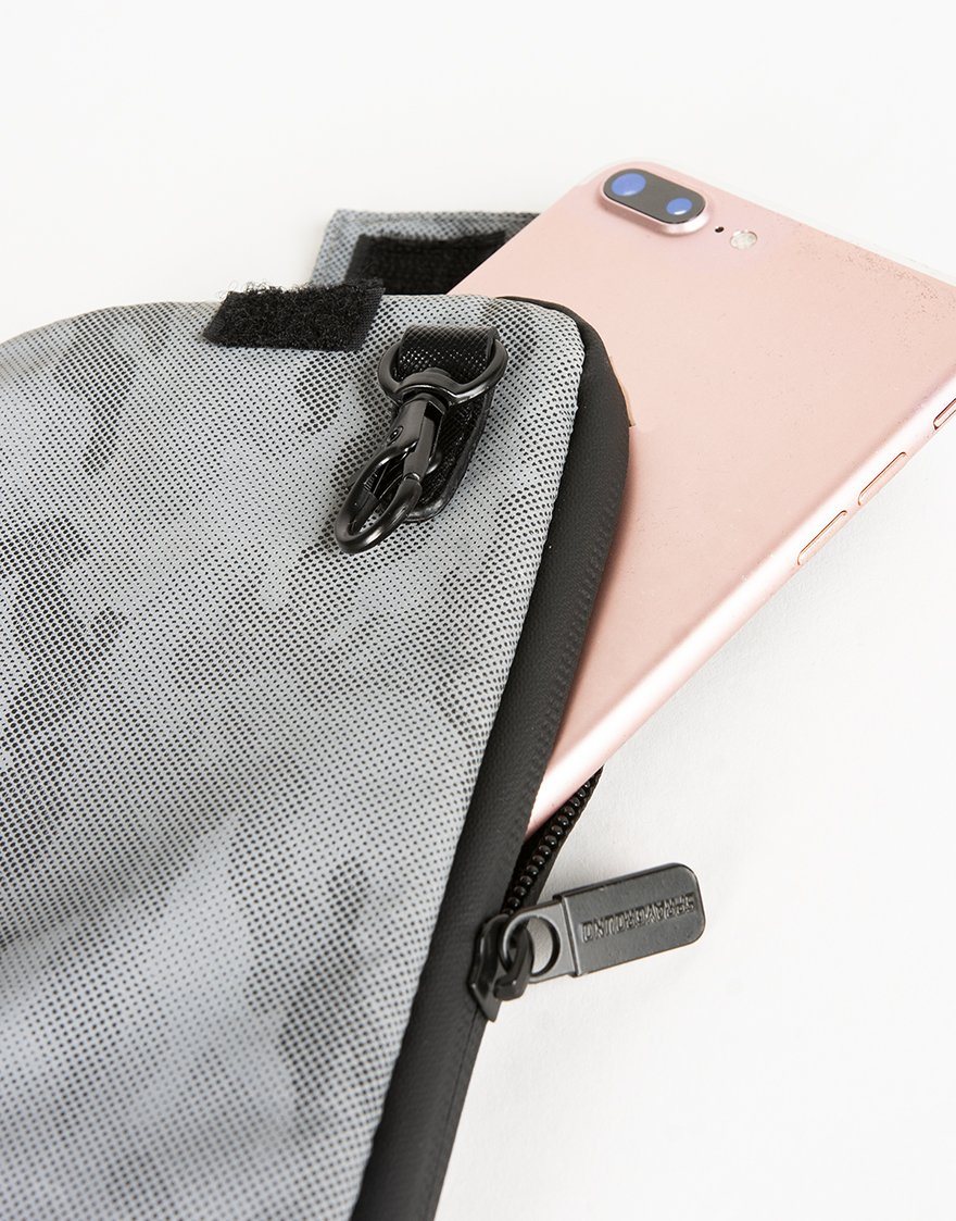 3M CAMO TRANSPORTER COIN POUCH