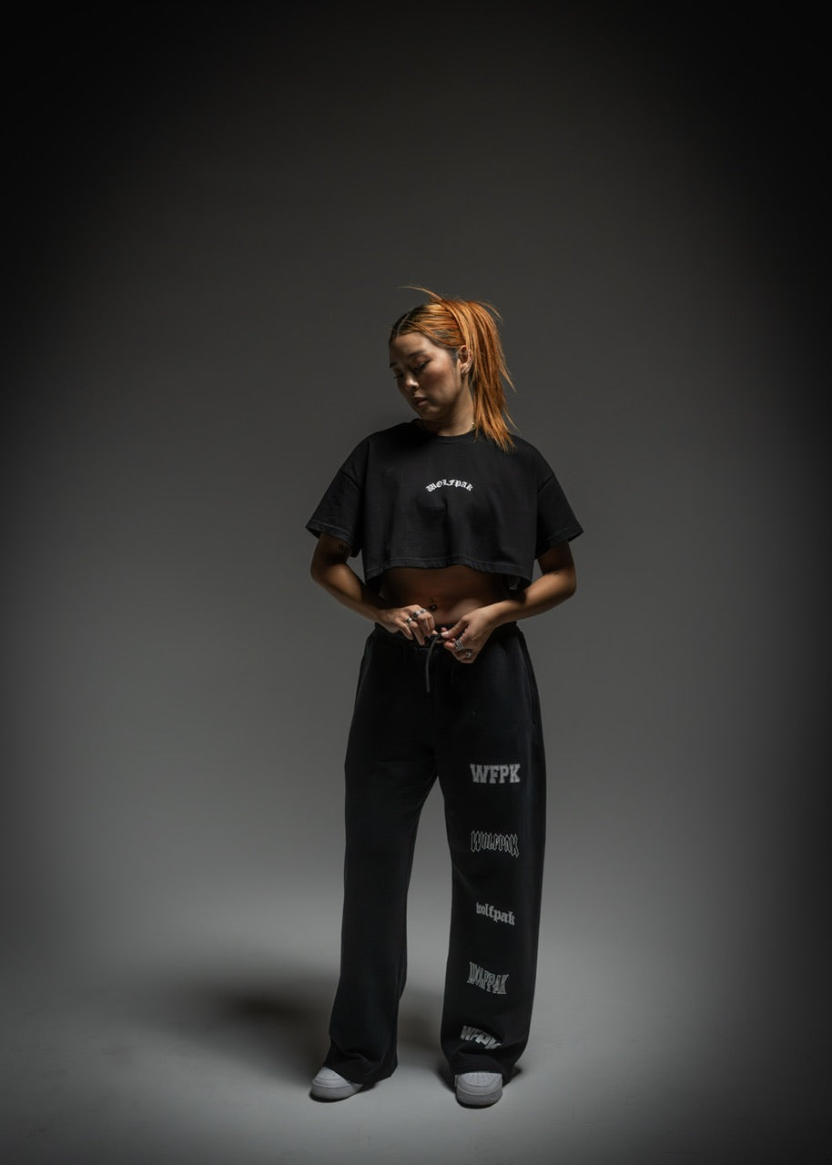 Old London Cropped Tee