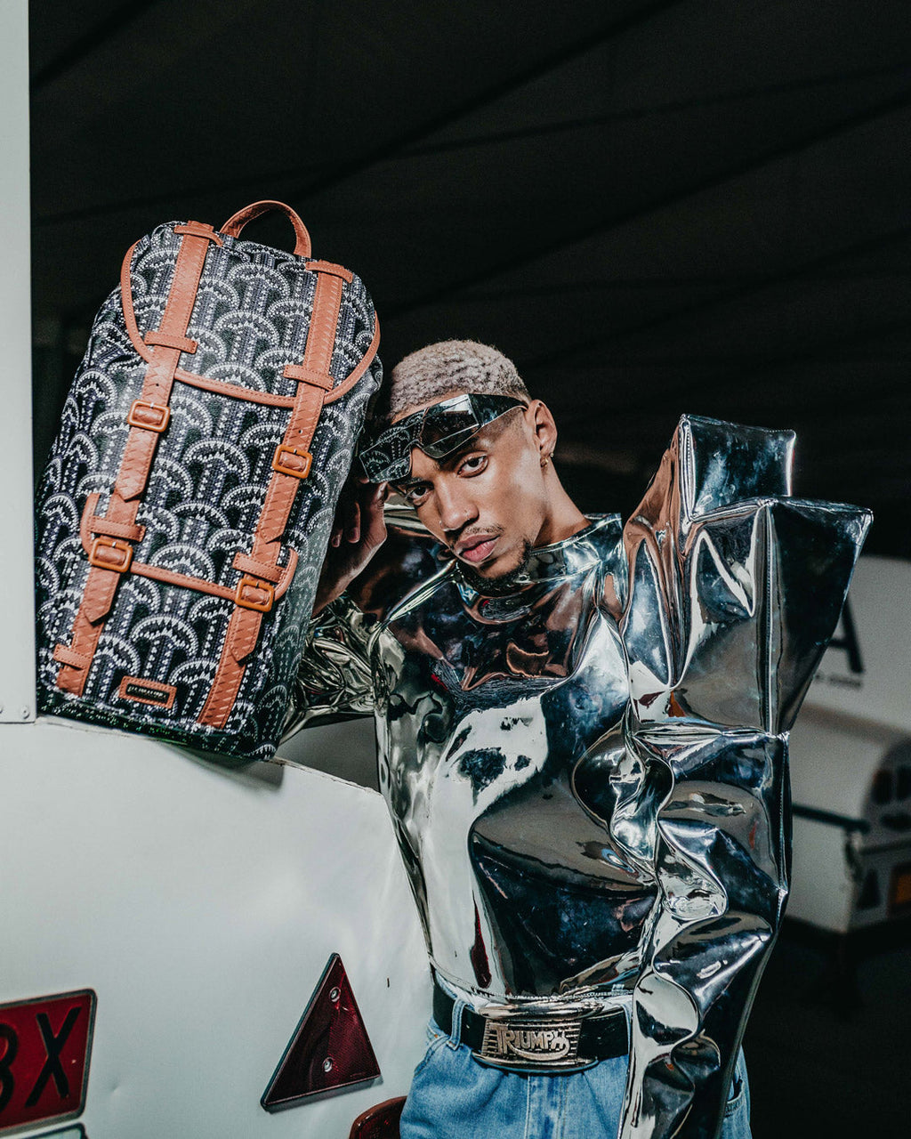 ILLUCHAINS HILLS BACKPACK