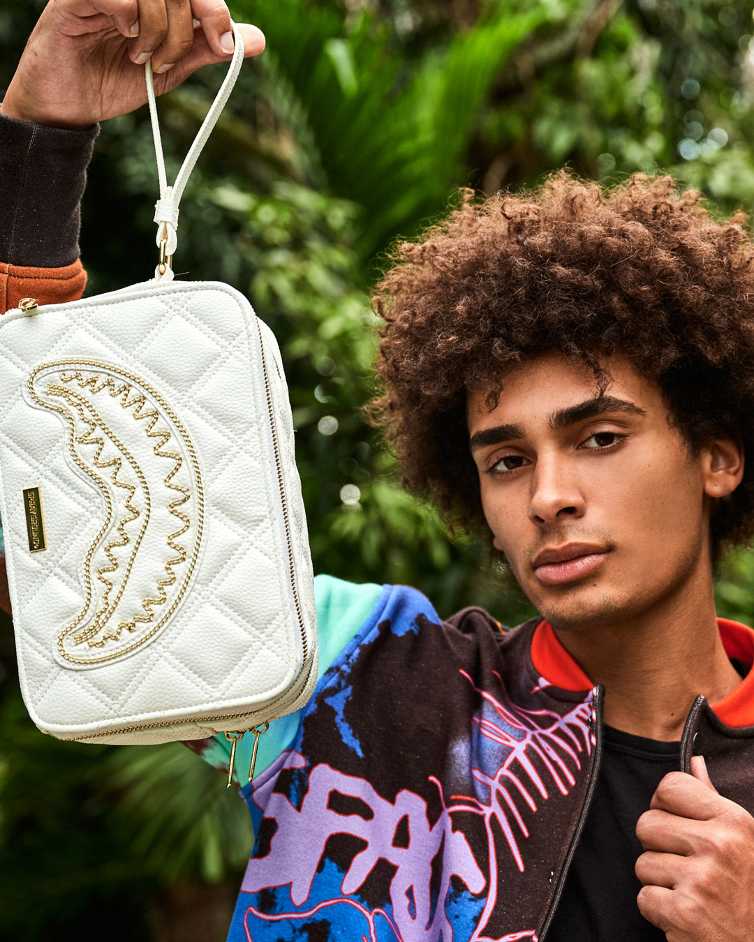 RIVIERA LE BLANC GOLD CHAIN SHARK TOILETRY BAG