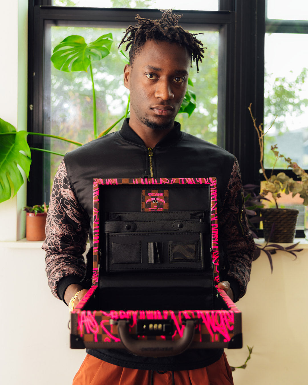 JETGRAPHIX ATTACH� BRIEFCASE