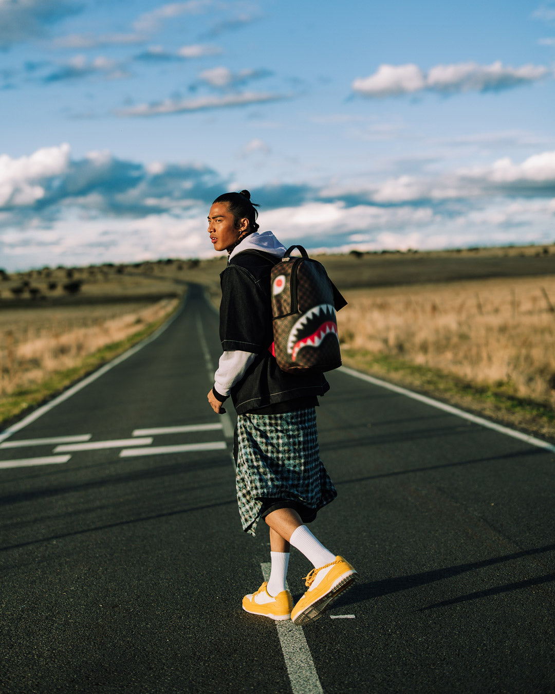 SHARKS IN PARIS BLUR EFFECT BACKPACK