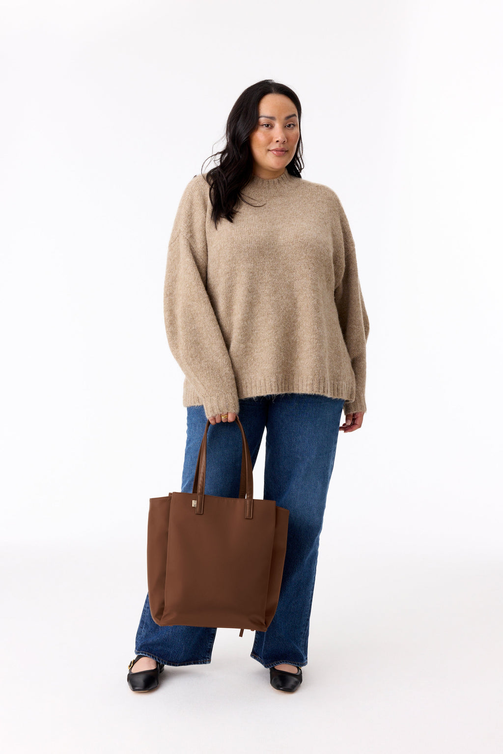 Resale The Commuter Tote in Maple