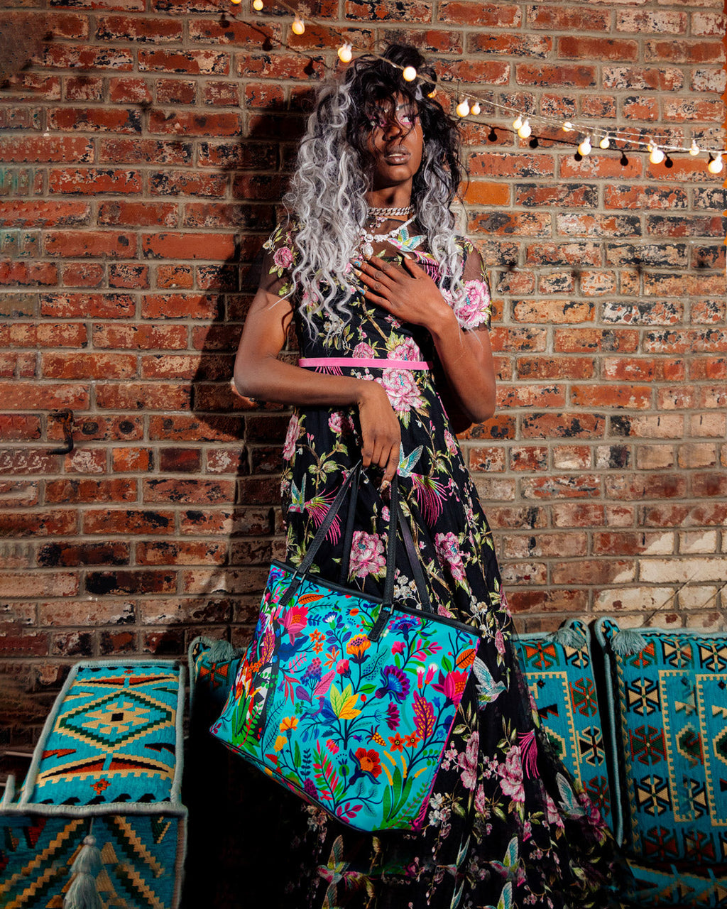 AVANT GARDEN TOTE