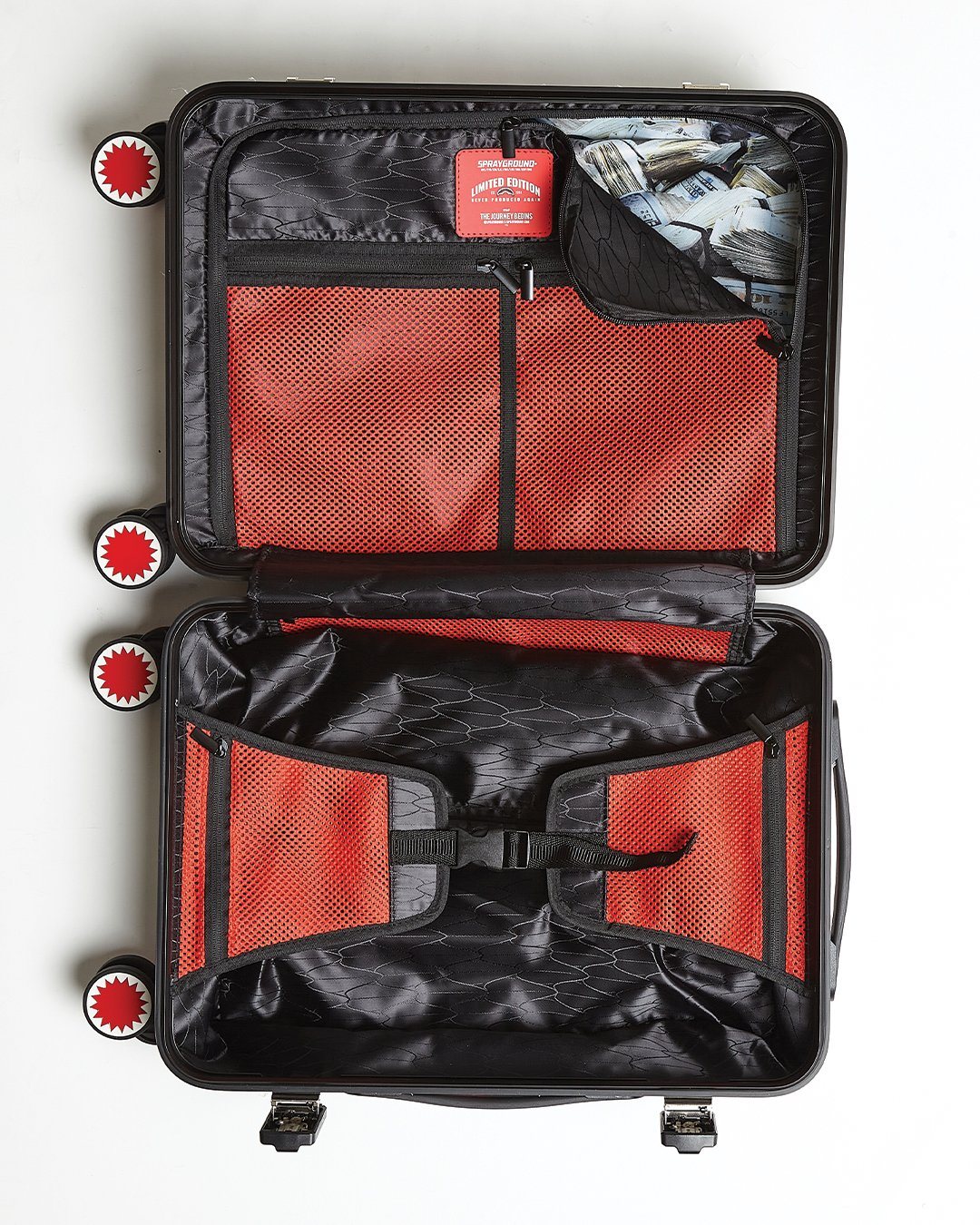 SHARKNAUTICS (CAMO) 21.5? CARRY-ON LUGGAGE