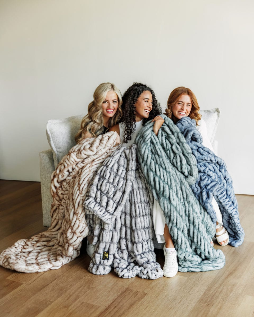 Hugs Topaz Blanket